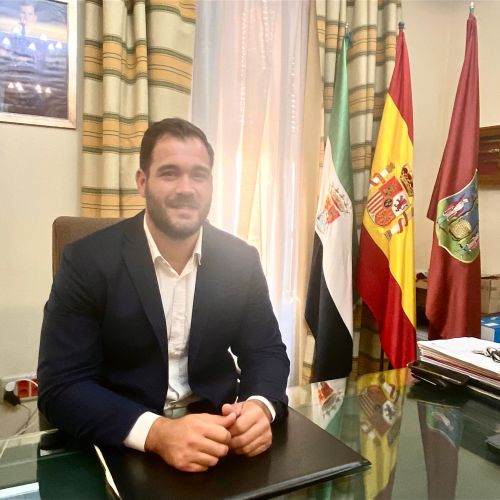 ALCALDE. Javier Cienfuegos Pinilla